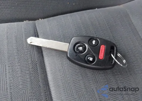 2006 Honda Accord 2.4 Ex z USA, uszkodzony, nr VIN 1HGCM56706A000295